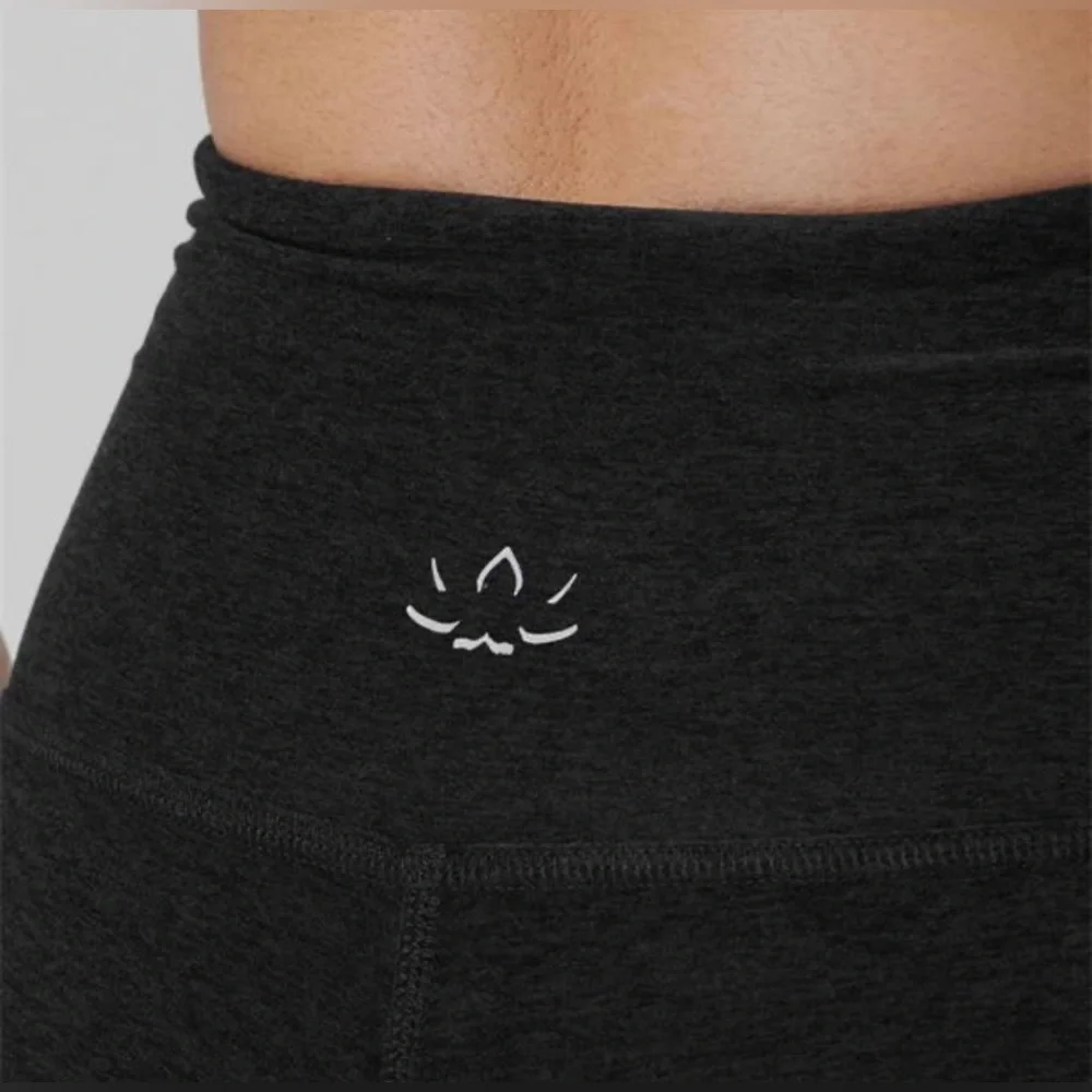 Beyond Yoga Grey Spacedye 7” HR Biker Short in Darkest Night - Size XS - Picture 7 of 11